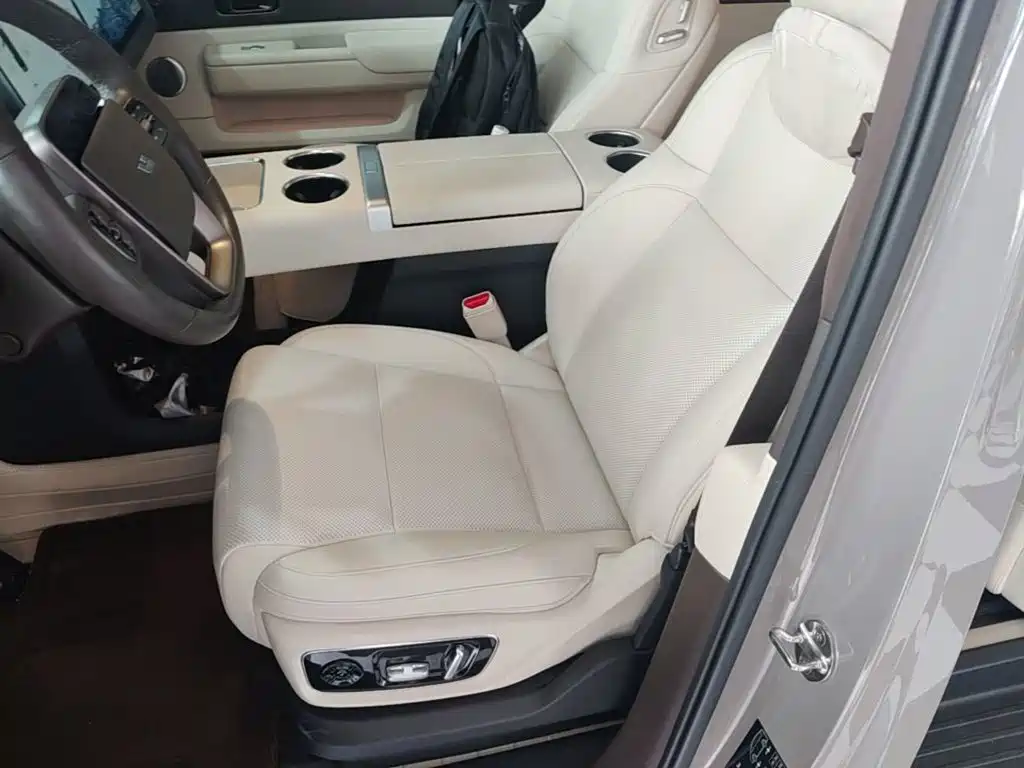 Li Auto Li MEGA — миниатюра 15