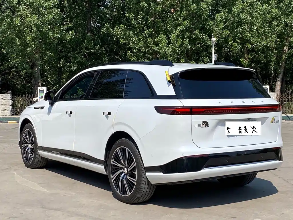 XPeng G9 — миниатюра 9