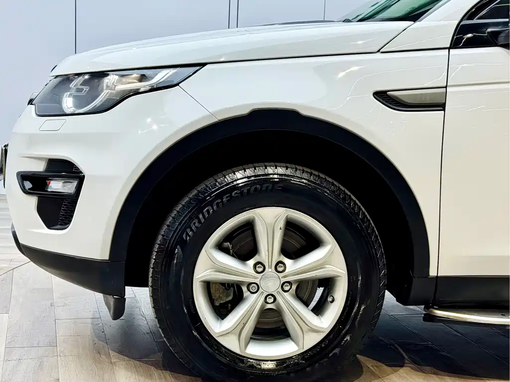 Land Rover Discovery Sport — миниатюра 23