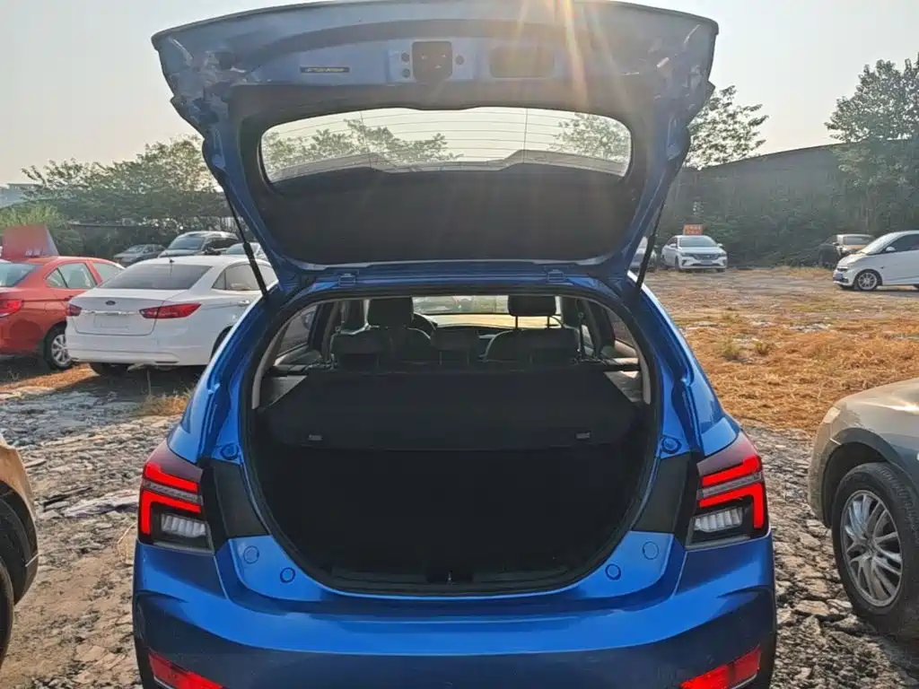 Geely Vision S1 — миниатюра 19