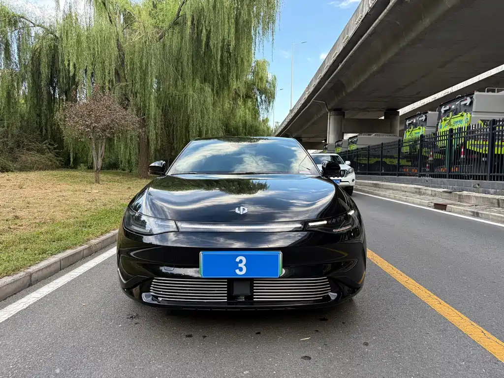 Leapmotor Leapmotor C01 — миниатюра 2
