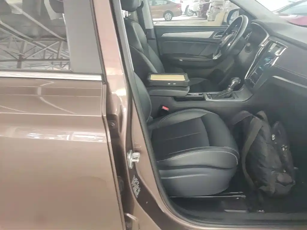 Roewe RX5 — миниатюра 25