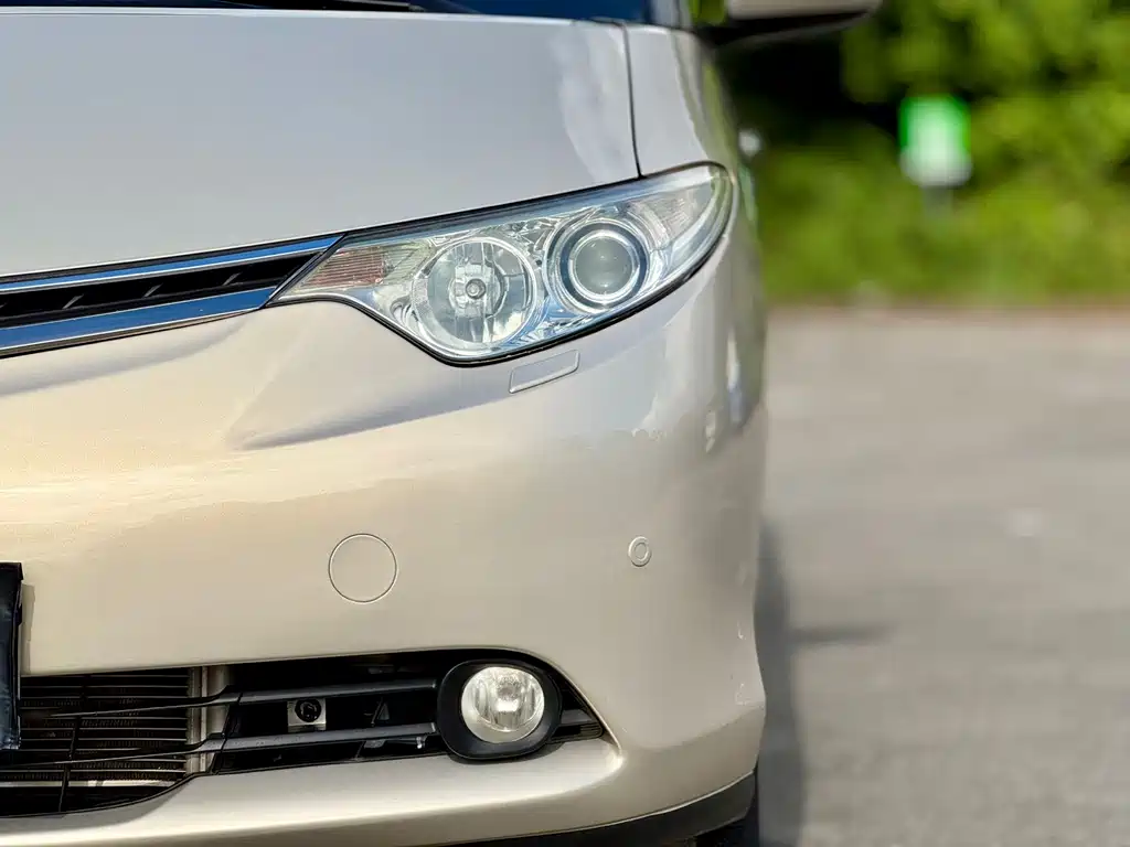 Toyota Previa — миниатюра 13