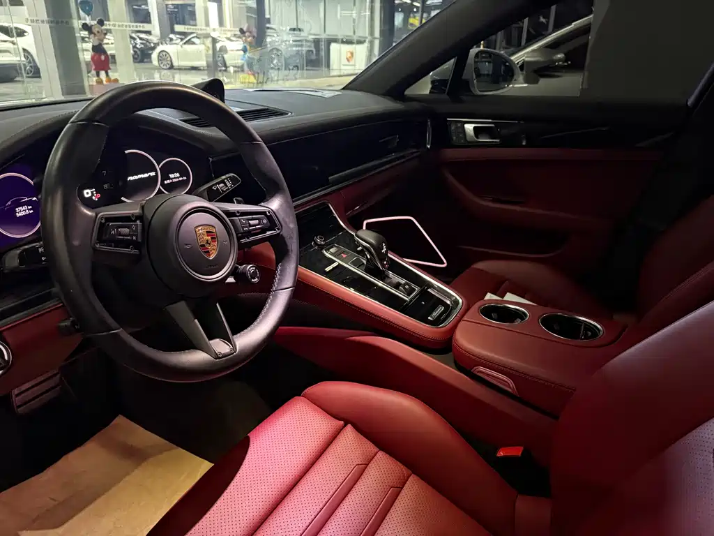 Porsche Panamera — миниатюра 7