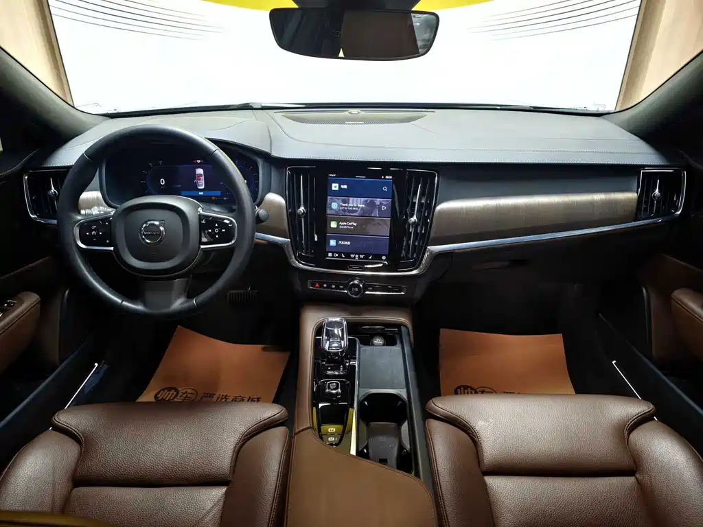 Volvo S90 — миниатюра 7