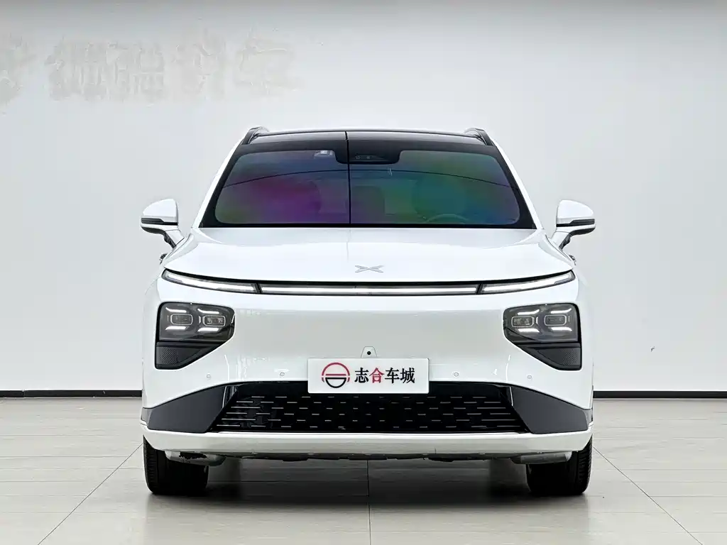 XPeng G9 — миниатюра 2