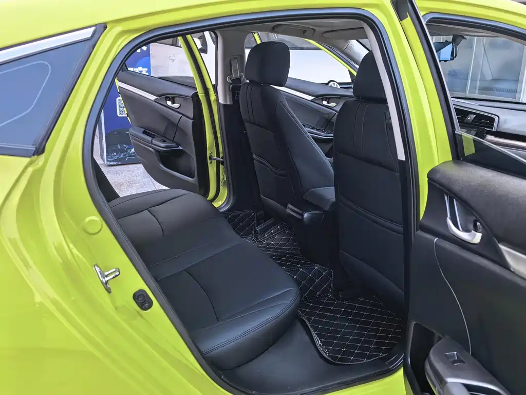 Honda Civic — миниатюра 10