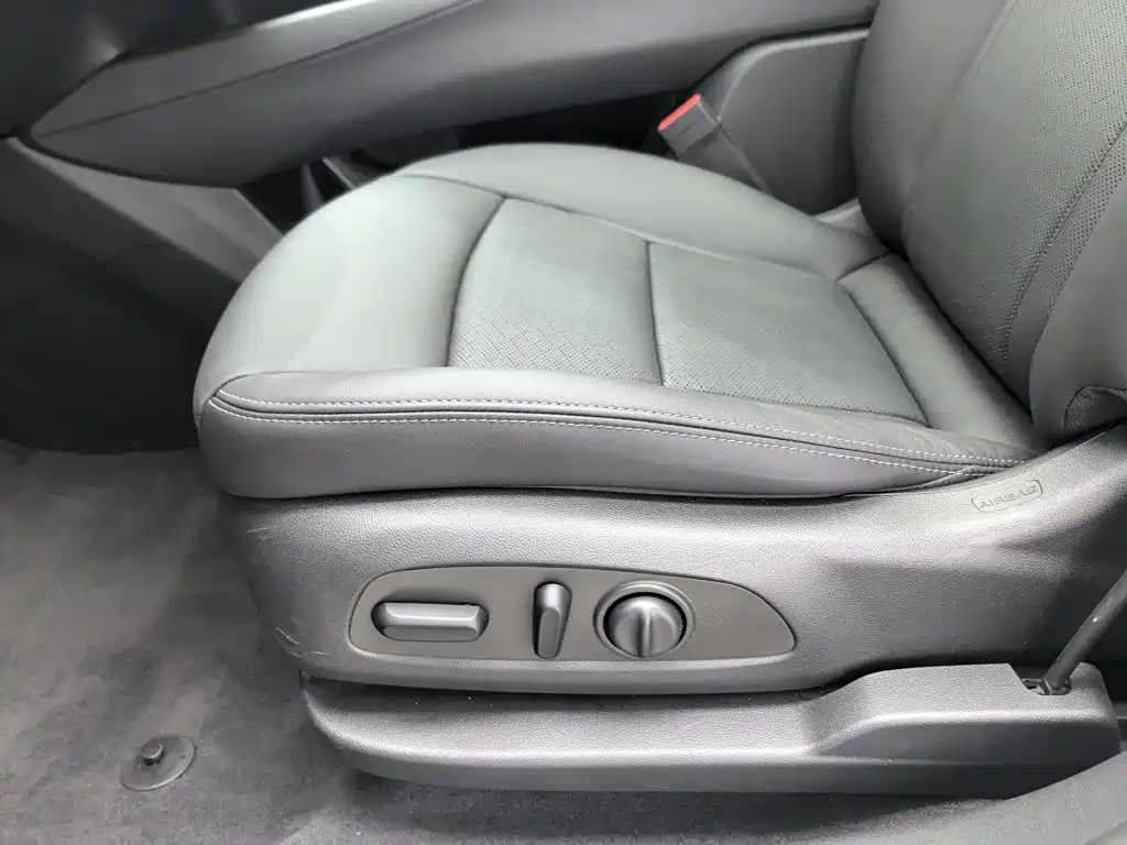 Buick Enclave — миниатюра 20