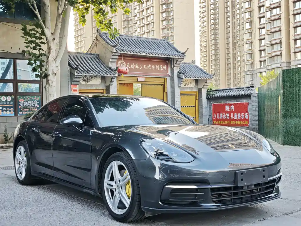 Porsche Panamera — миниатюра 3