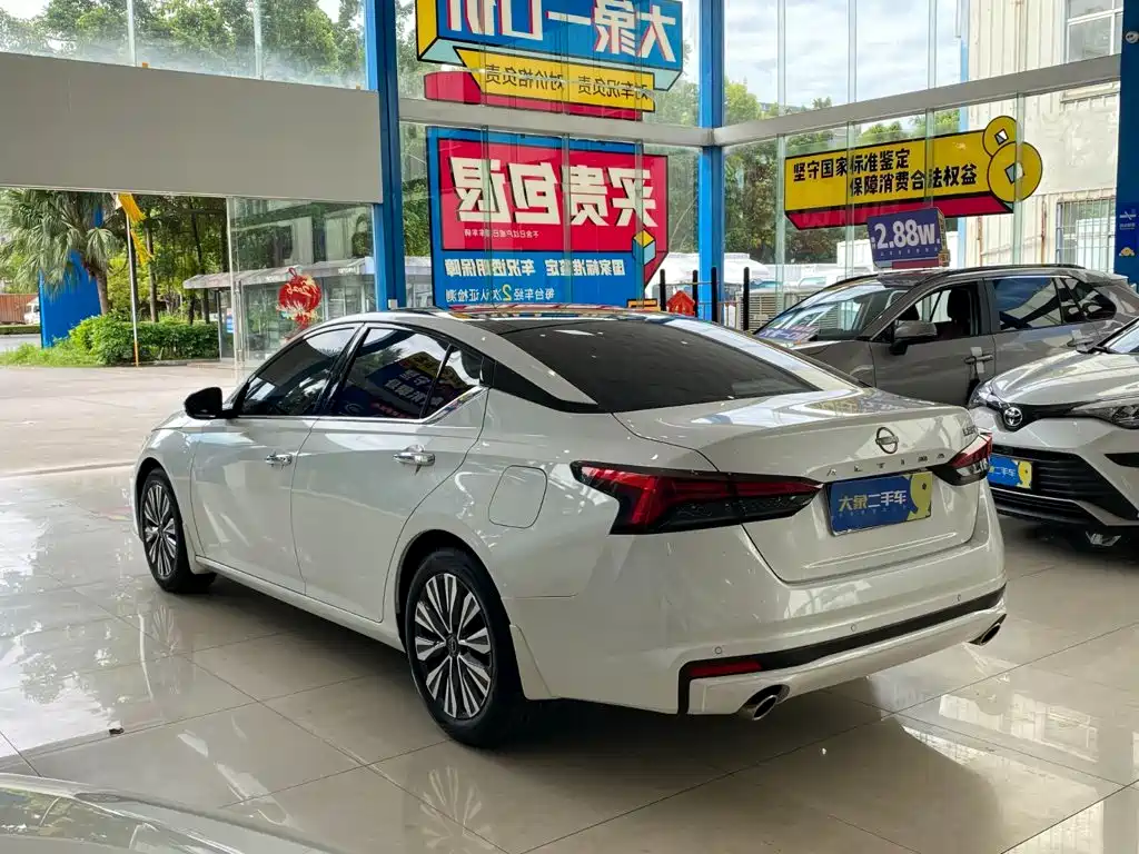 Nissan Teana — миниатюра 13