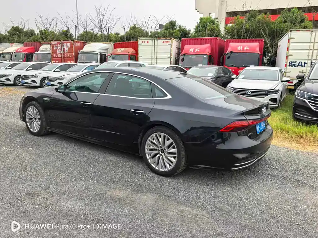 Audi A7L — миниатюра 6