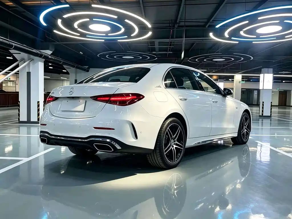 Mercedes-Benz C-Class — миниатюра 14