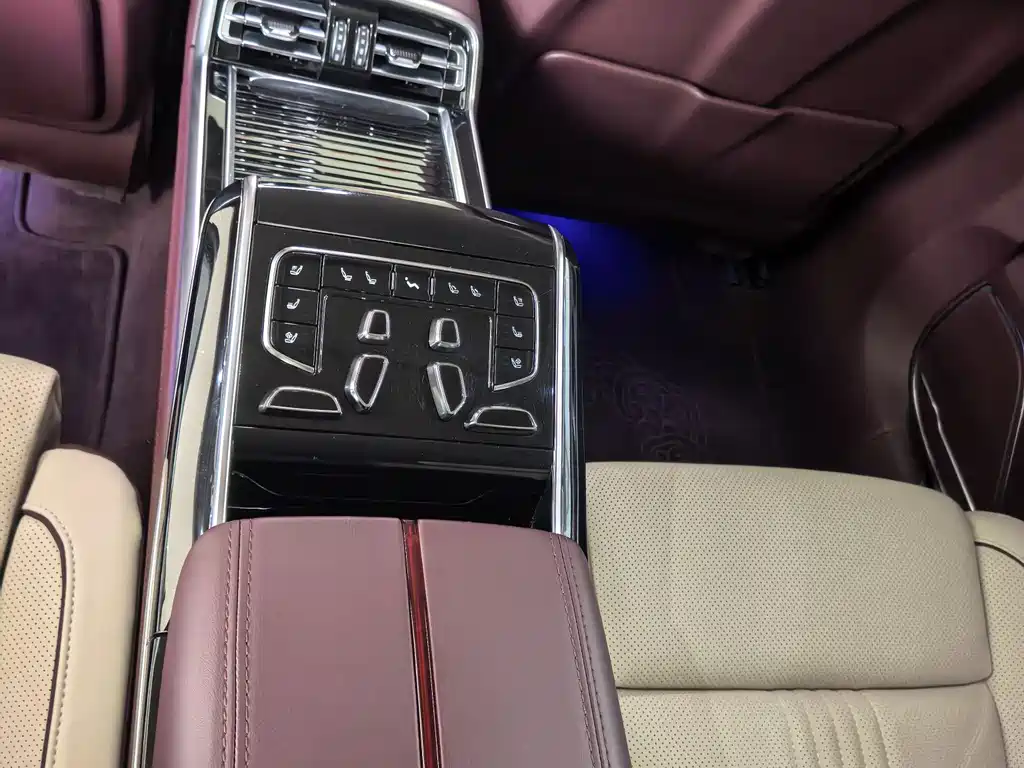 Hongqi H9 2020 3.0T мест