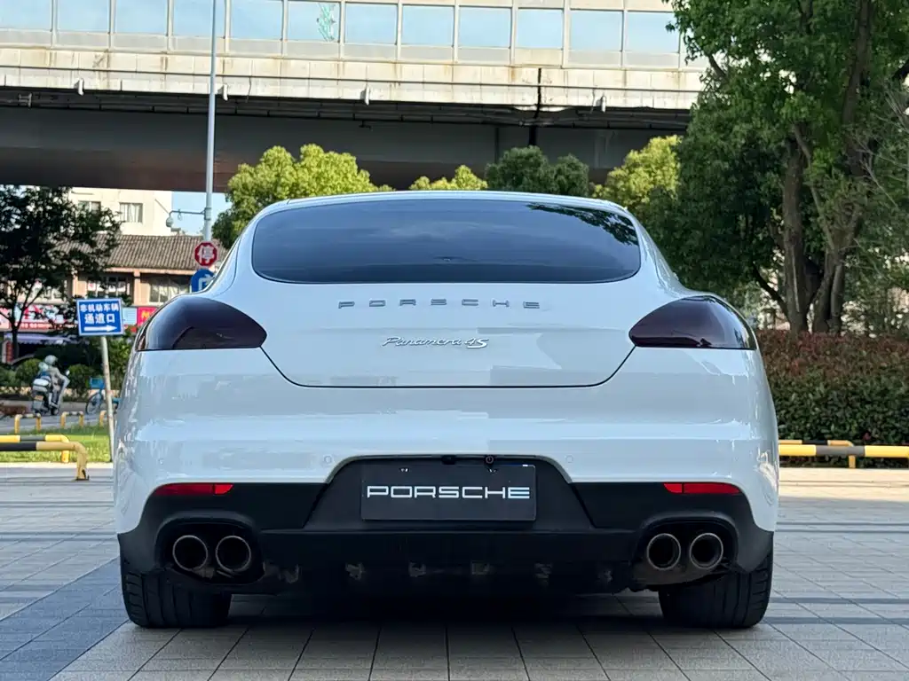 Porsche Panamera 2014 Panamera 4S Executive 3.0T