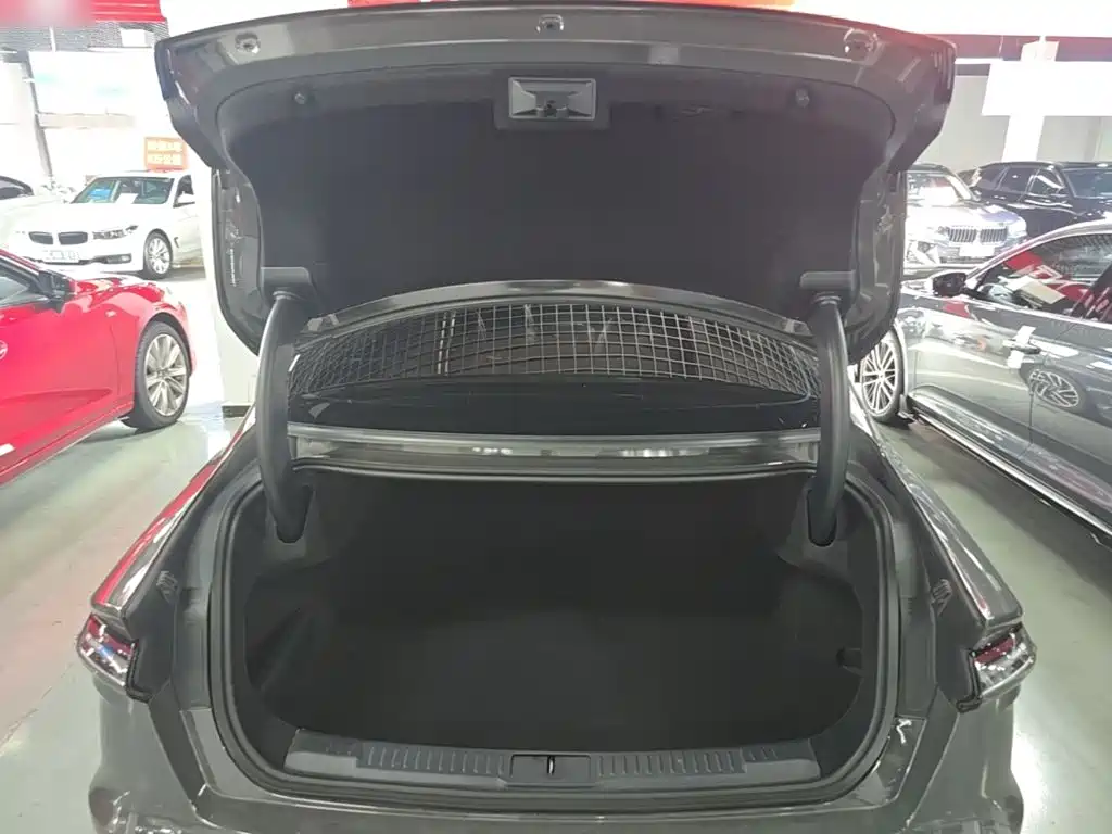 Lincoln Z — миниатюра 19