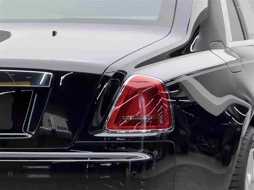 Rolls-Royce Ghost — миниатюра 7