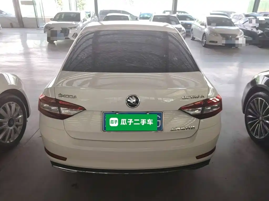 Skoda Octavia — миниатюра 6