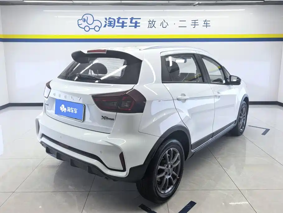 Geely Vision X3 — миниатюра 3