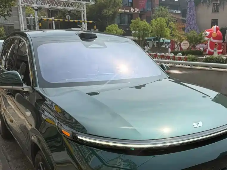 Li Auto Li L8 — миниатюра 2