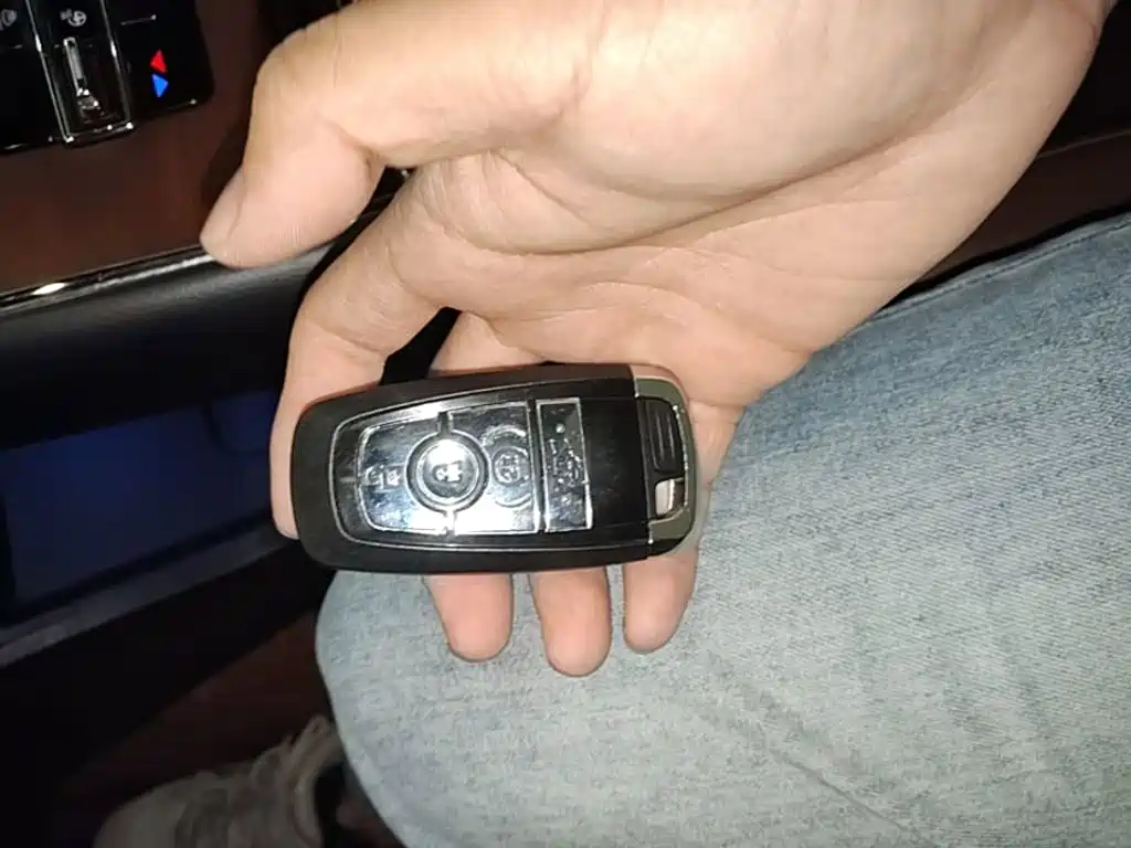 Lincoln Aviator — миниатюра 9