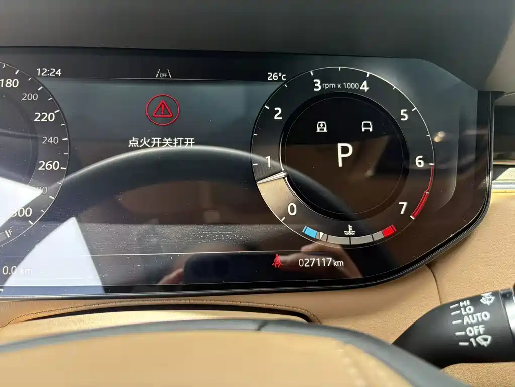 Land Rover Range Rover — миниатюра 8