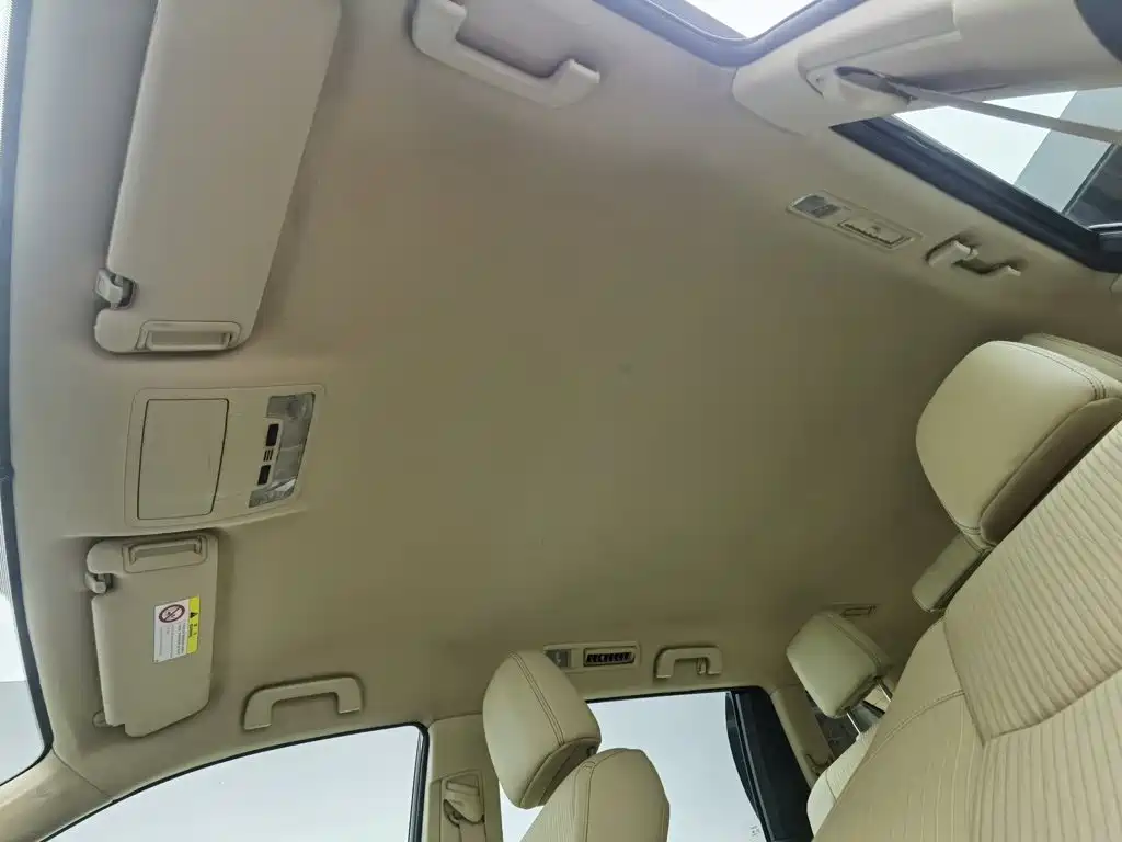 Toyota Highlander — миниатюра 14