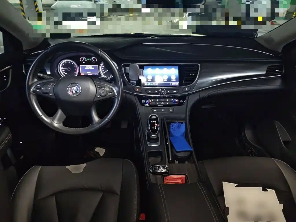 Buick LaCrosse — миниатюра 5
