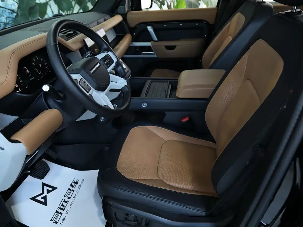Land Rover Defender — миниатюра 6