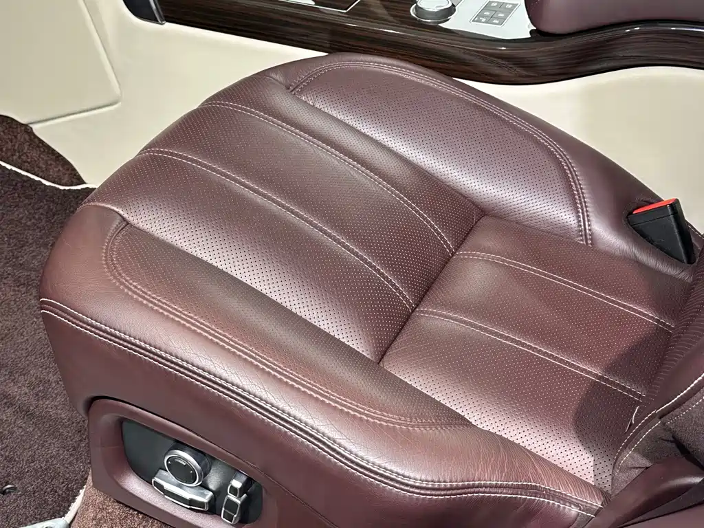 Land Rover Range Rover — миниатюра 24
