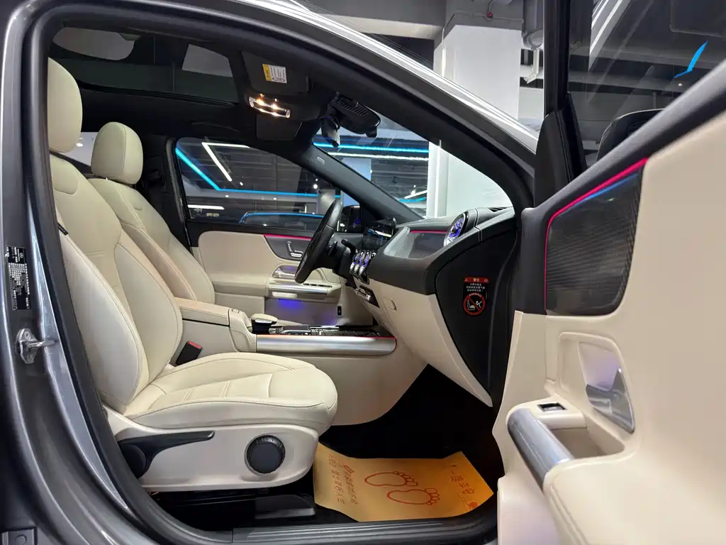 Mercedes-Benz EQA — миниатюра 12