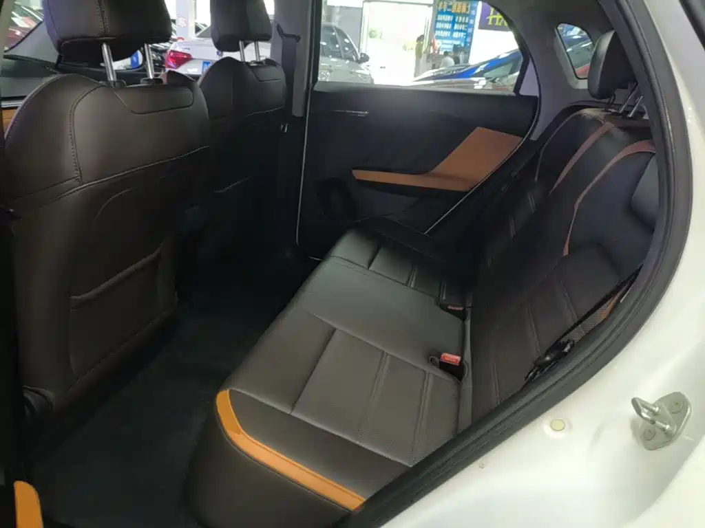 BYD e2 — миниатюра 17