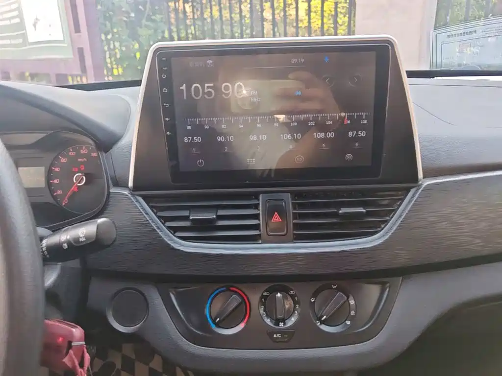 Baojun 310 — миниатюра 13