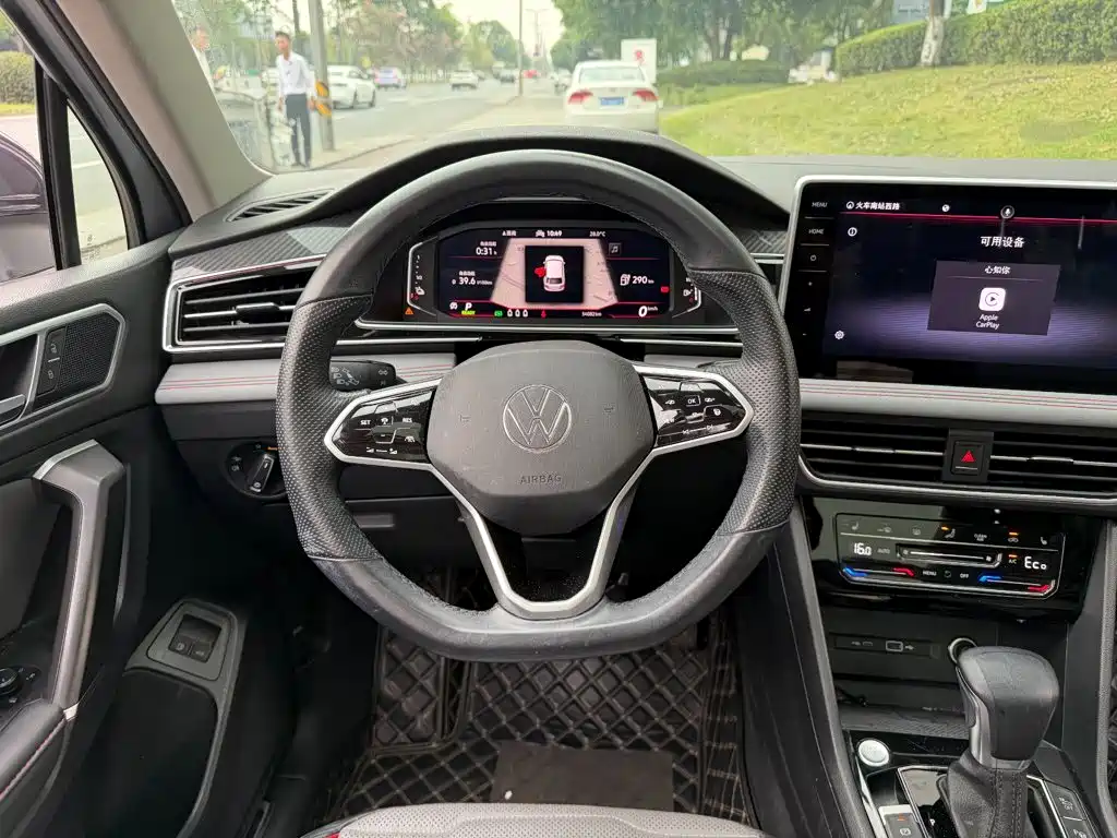 Volkswagen Tiguan L PHEV — миниатюра 14