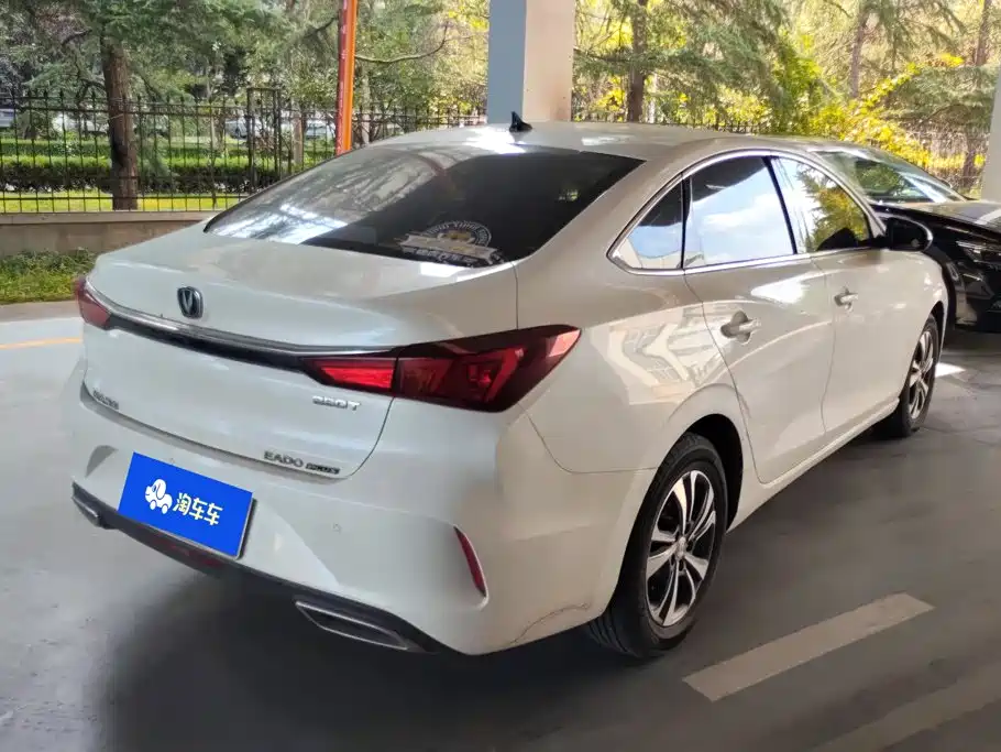 Changan Eado — миниатюра 3