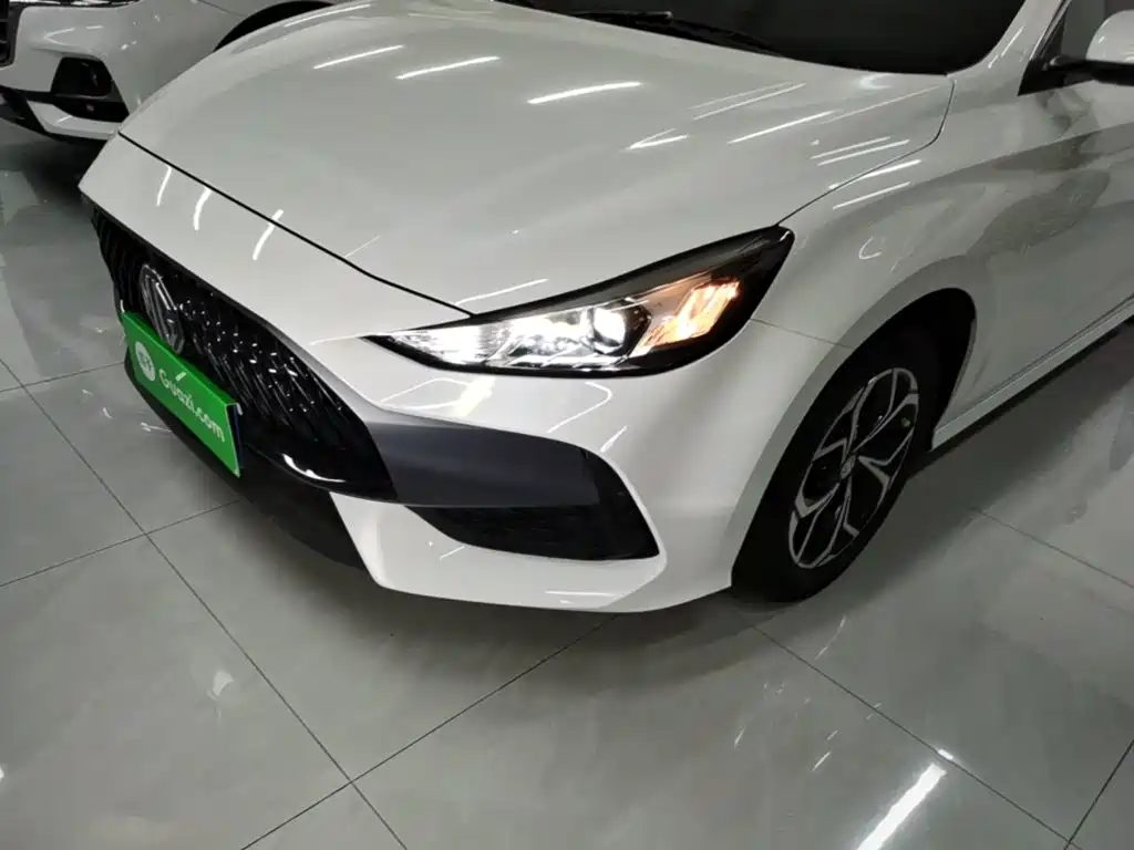 MG MG5 — миниатюра 24
