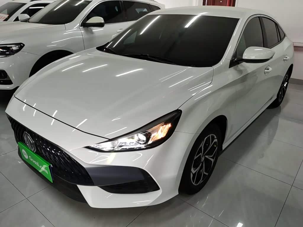 MG MG5 1.5 л 2025 г. Белый, пробег 5600 км