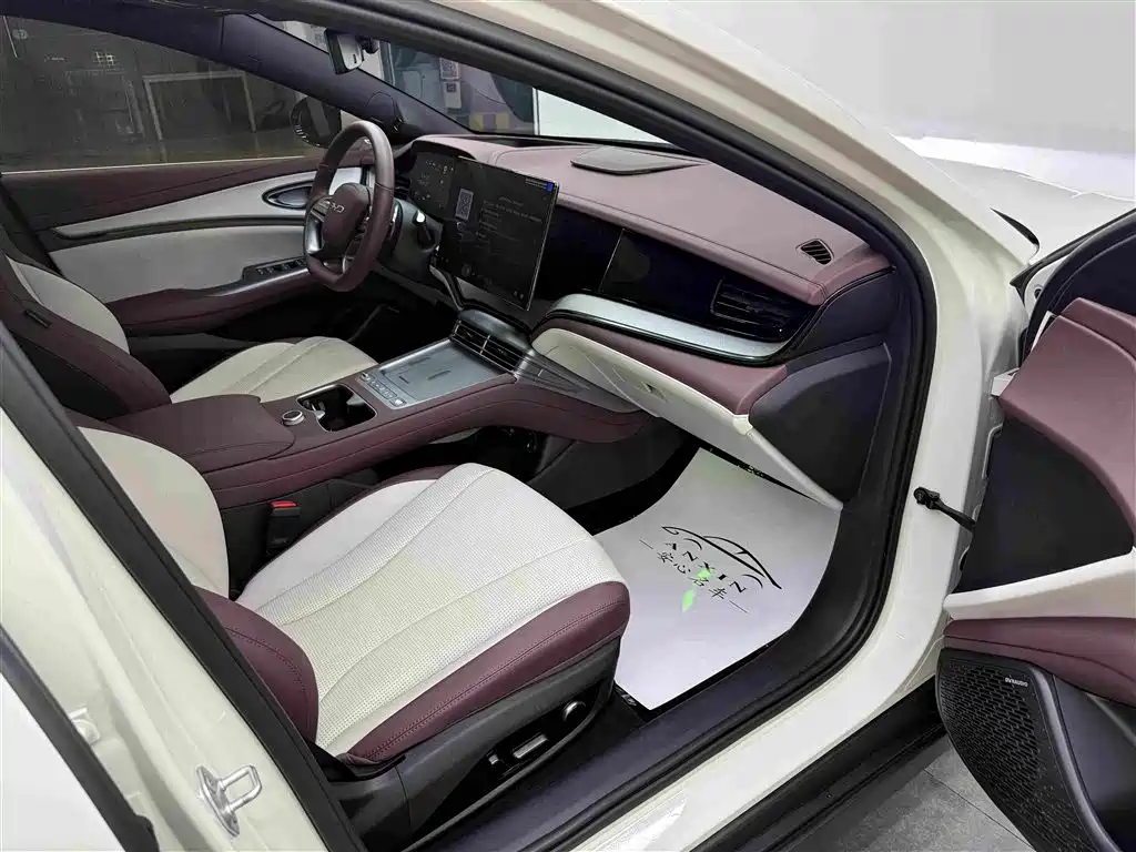 BYD Seal 07 DM-i — миниатюра 12
