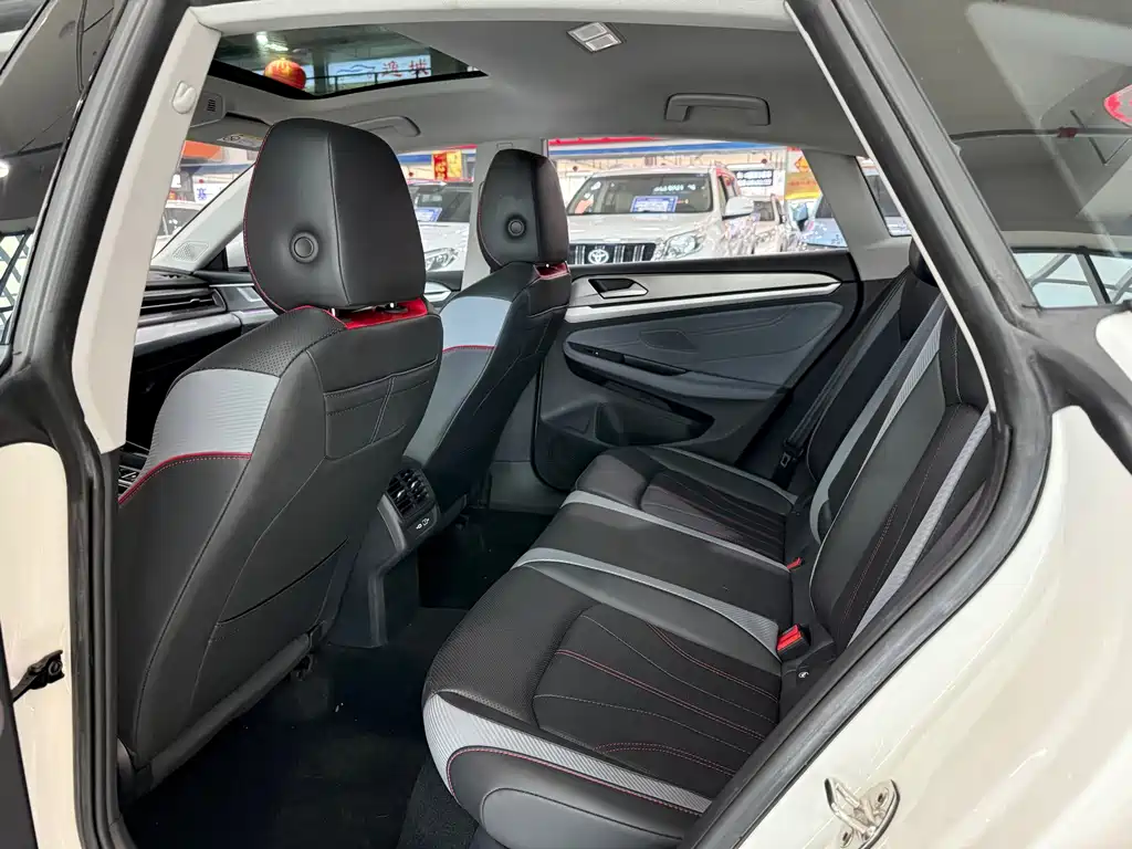 Volkswagen Lamando — миниатюра 11