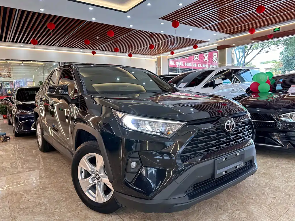 Toyota RAV4 2023 2.0L CVT