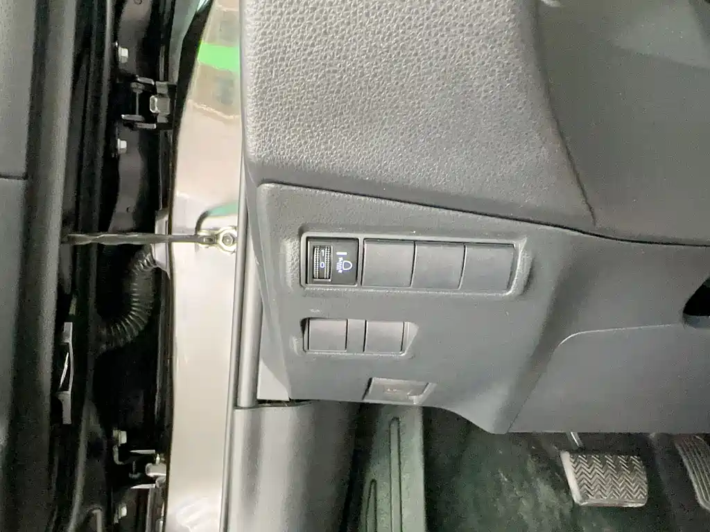 Toyota Frontlander — миниатюра 17