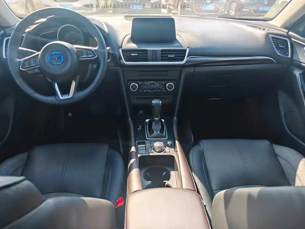 Mazda 3 Axela — миниатюра 5