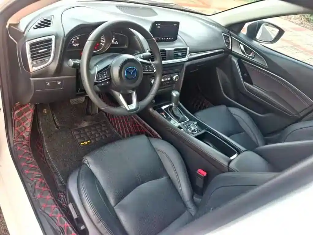 Mazda 3 Axela — миниатюра 3