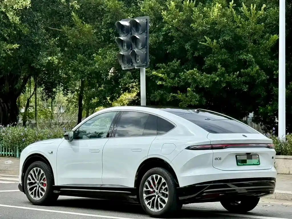 NIO EC6 — миниатюра 3