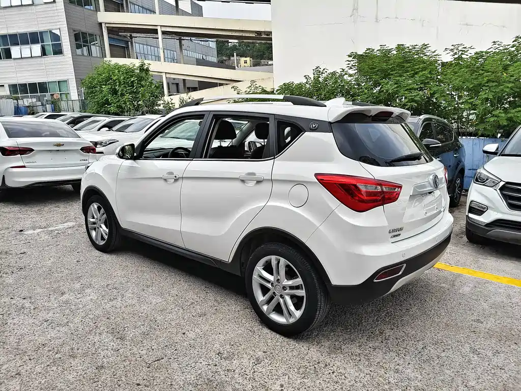 Changan CS35 — миниатюра 12