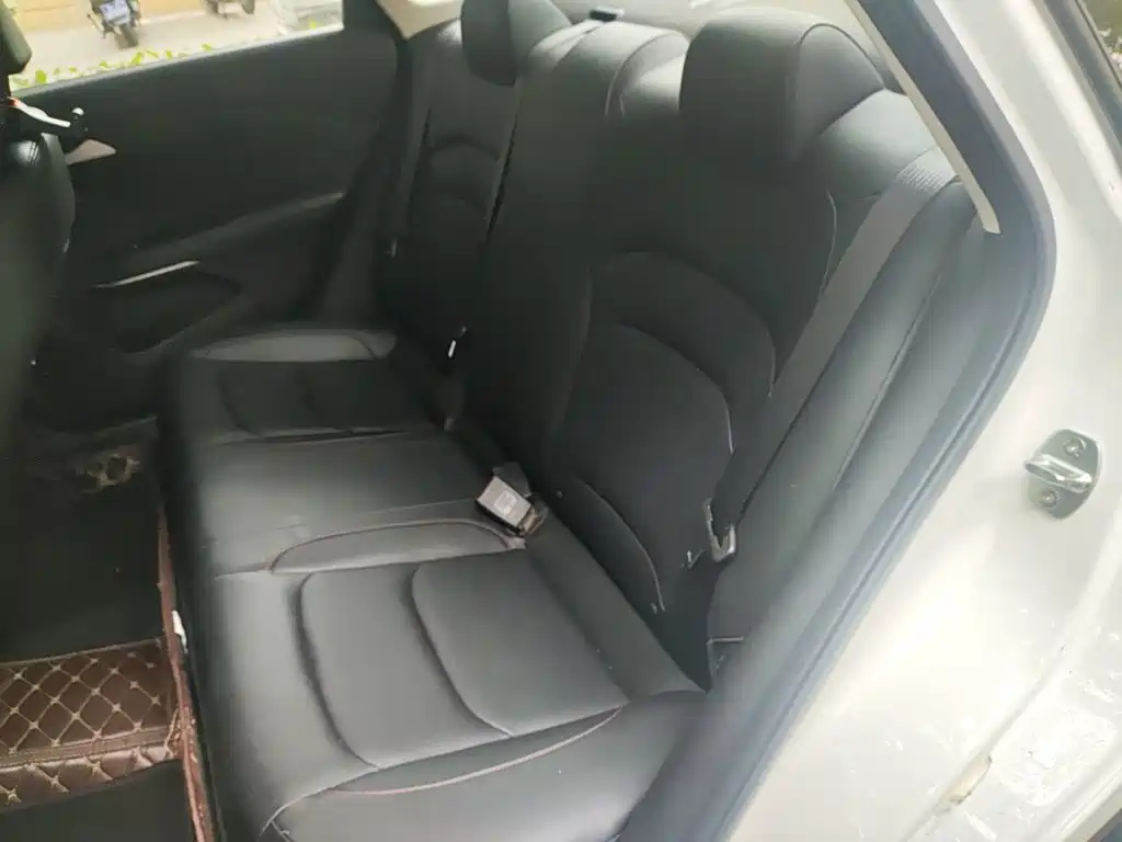 Chevrolet Monza — миниатюра 18