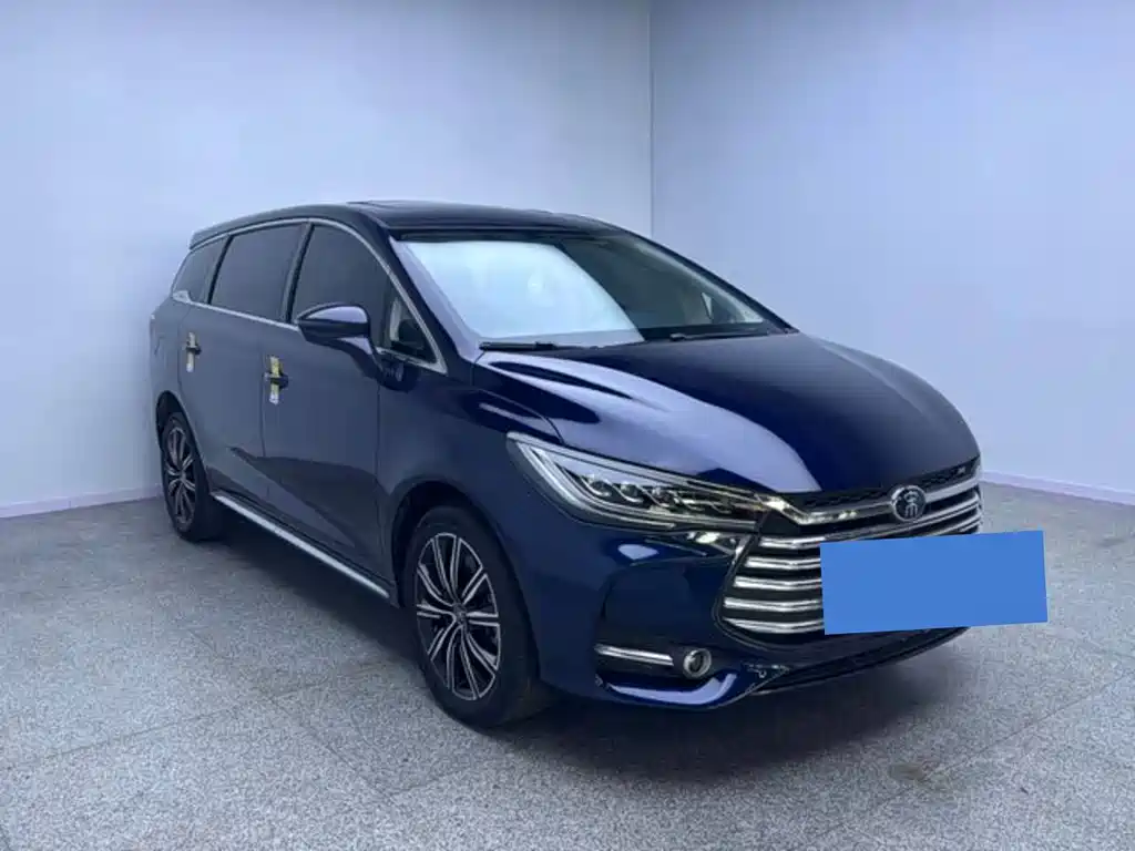 BYD MAX New Energy — миниатюра 4