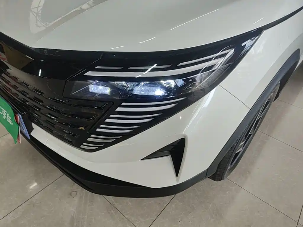 Nissan Qashqai — миниатюра 24