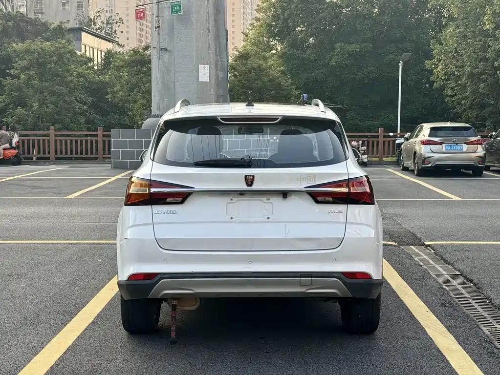 Roewe RX3 — миниатюра 7