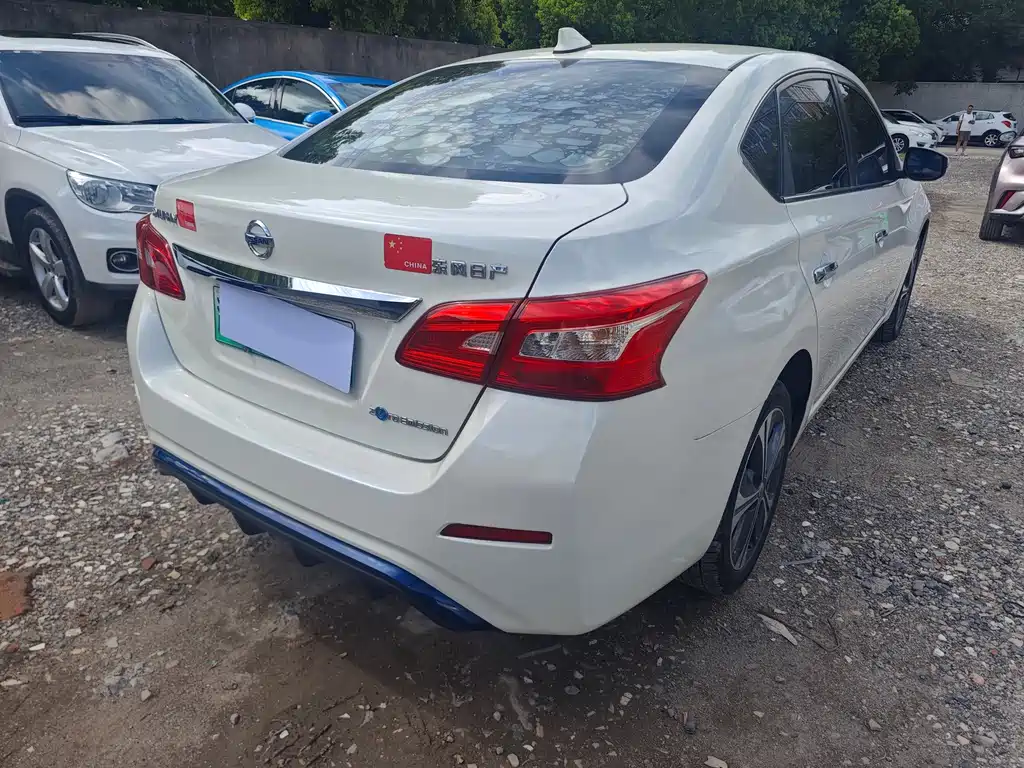 Nissan Sylphy EV — миниатюра 4