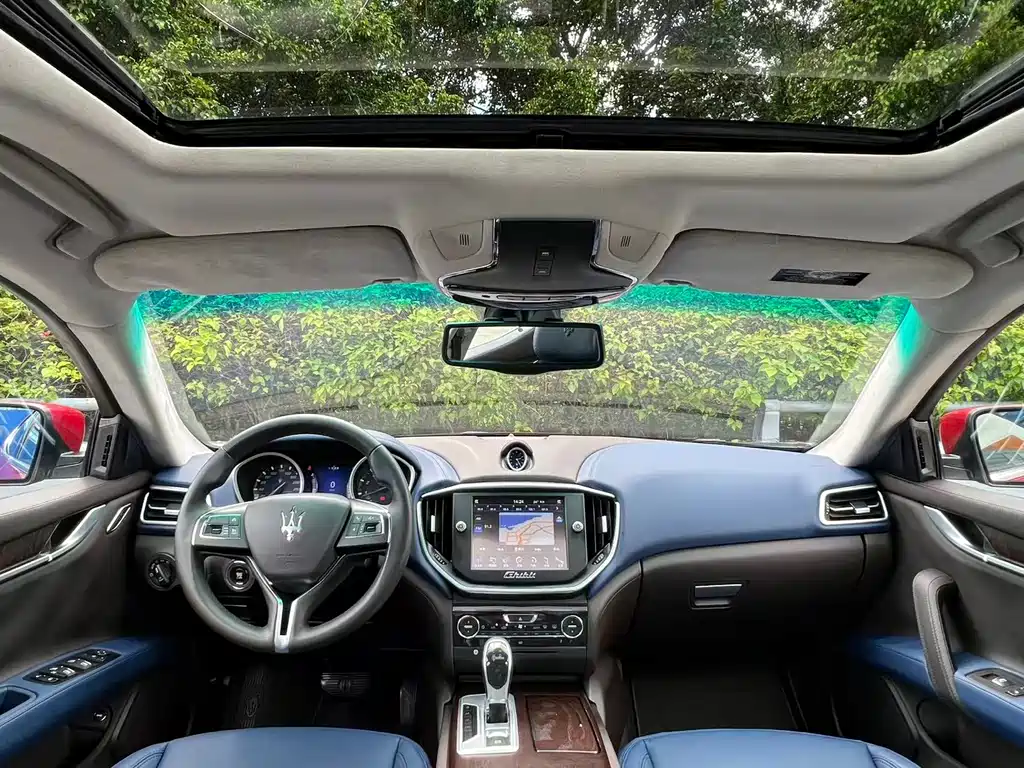 Maserati Ghibli — миниатюра 6